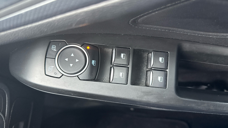 Ford Focus 1.0 EcoBoost 125 Active 5dr Petrol Hatchback